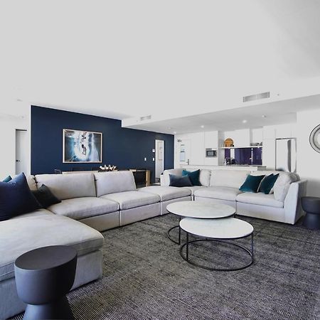 Circle On Cavill Sub Penthouse W/ 4 Bedrooms Голд-Кост Екстер'єр фото