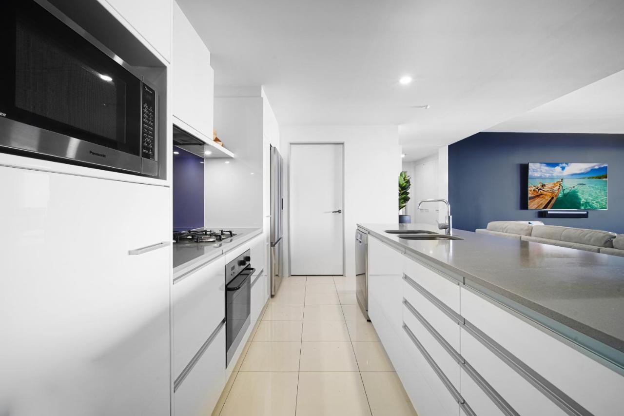 Circle On Cavill Sub Penthouse W/ 4 Bedrooms Голд-Кост Екстер'єр фото