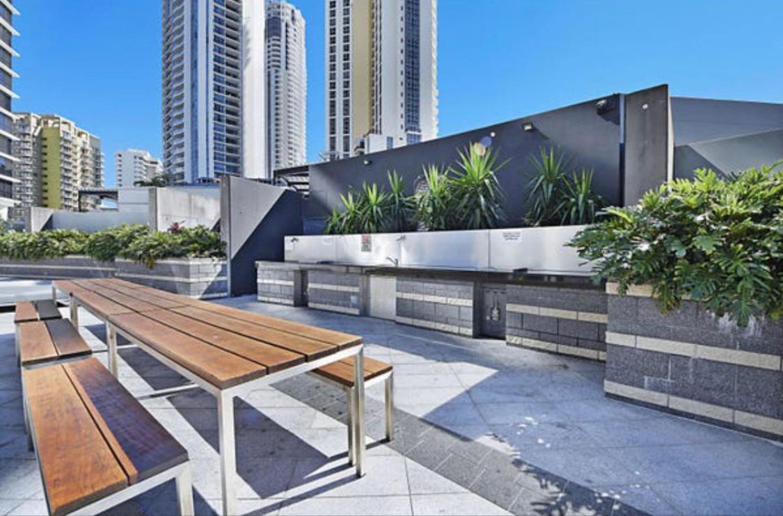 Circle On Cavill Sub Penthouse W/ 4 Bedrooms Голд-Кост Екстер'єр фото
